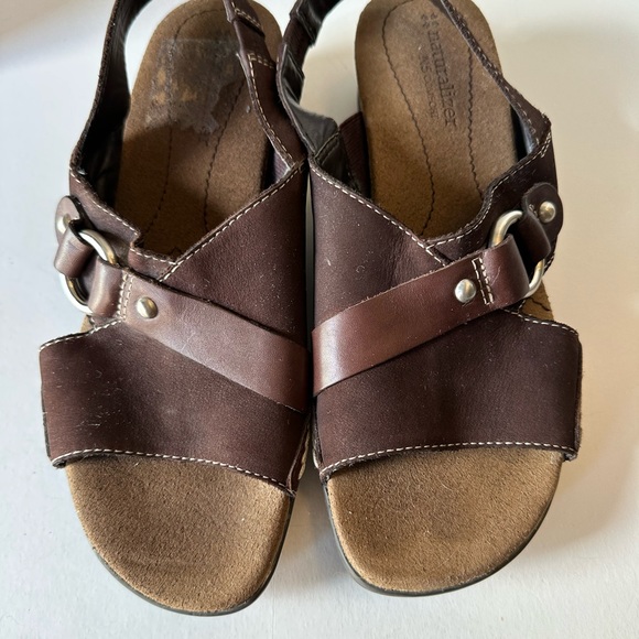 Naturalizer brown suede sandals, brown leather decorative strap, 7.5M, EUC - Picture 3 of 7